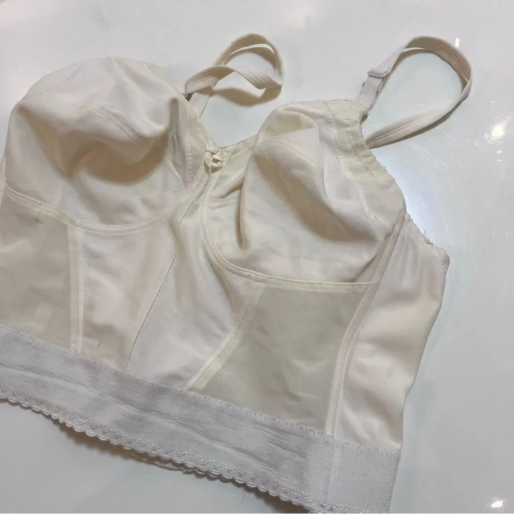 Vintage 1960s / 1970s Ivory Mesh Panel Long Line Soft Cup Bra Corset Bustier